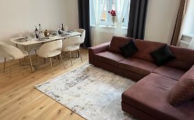 A&A Living - Best Location In Vienna !!!